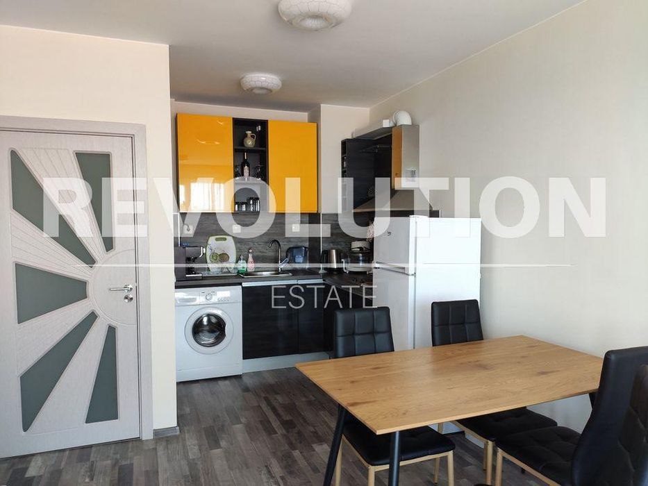 Дава се под наем Двустаен апартамент в Варна, Галата - 65 кв.м за 300 € - Снимка #1