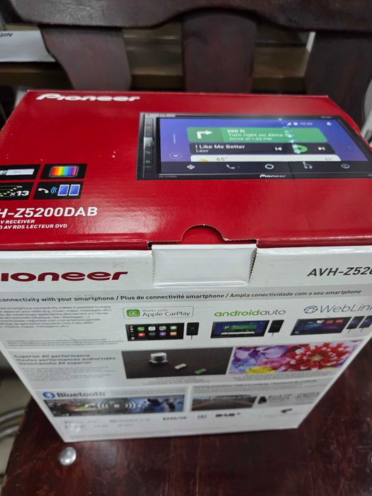 Navigație auto Pioneer AVH-Z5200DAB