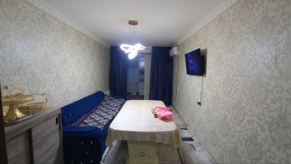 Продается кваритра 3х комнатная, (Бывшие общежитие)