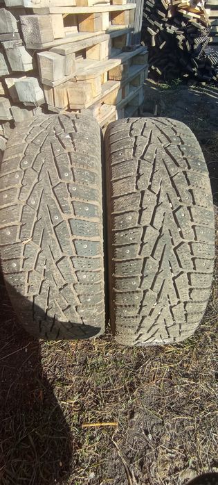 Продам 2 покрышки на 14
