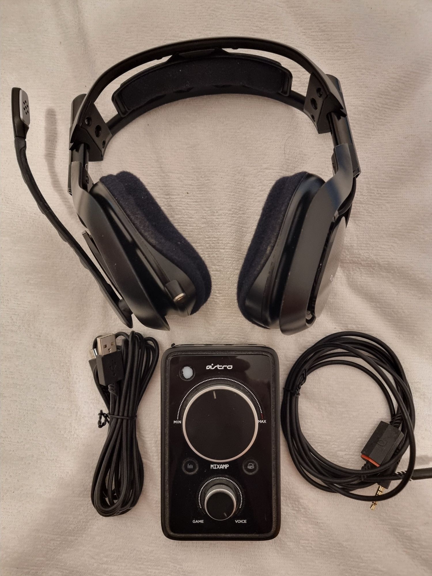 Гейминг комплект Astro - A40 + MixAmp , черен