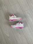 Jordan 4 pink oreo