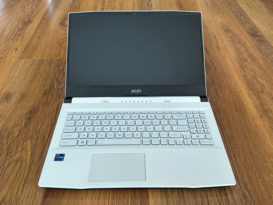 15.6' 144Hz Core i7-11800H MSI Katana 16GB DDR4/512GB NVMe/Подсветка