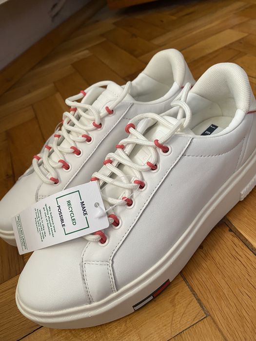 Дамски сникърси/обувки бяли Tommy Hilfiger