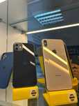 Продам iPhone xs max и 11