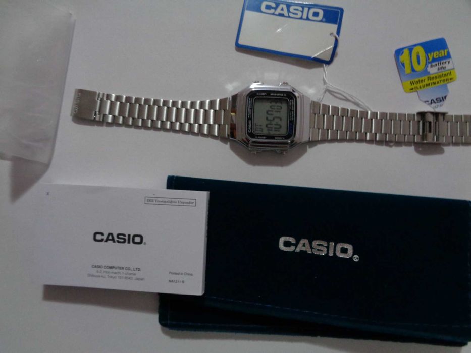 Ceas digital Casio retro Nou