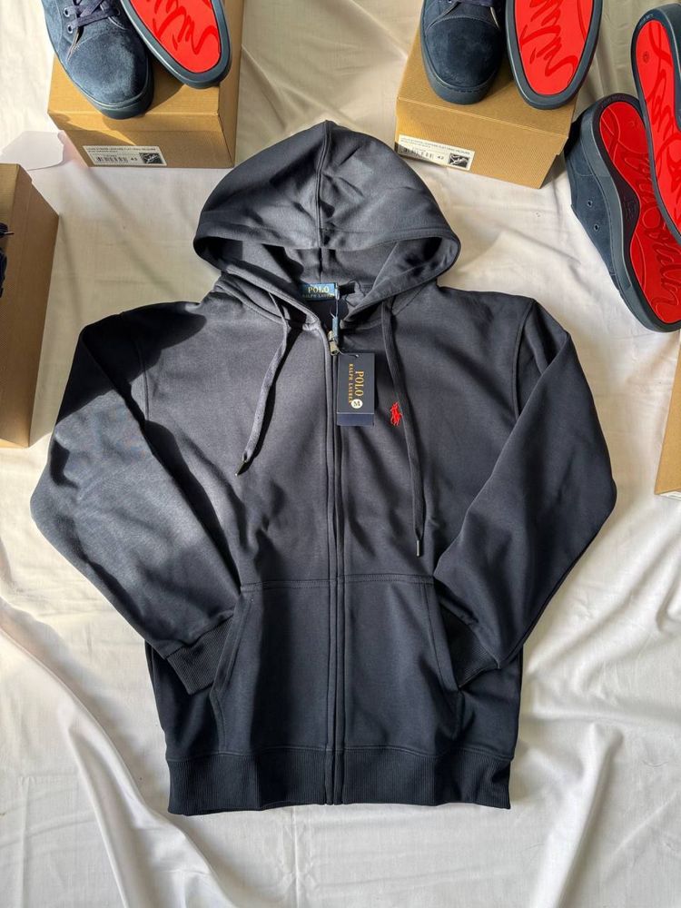 Zip hoodie Polo sotiladi