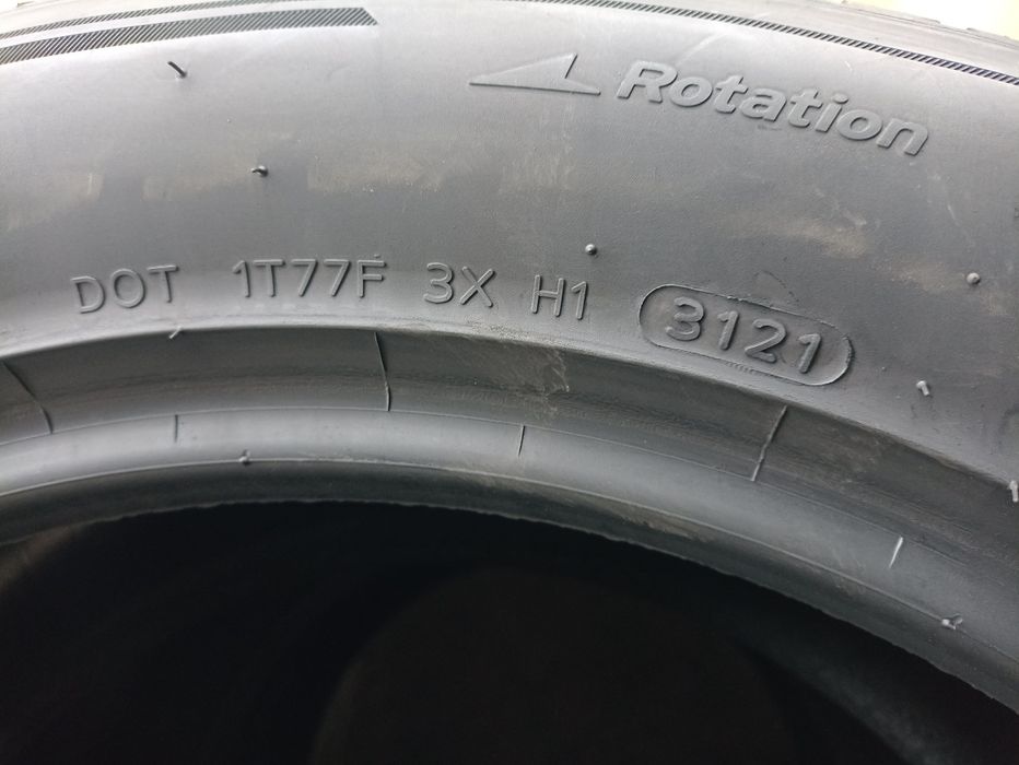 4 anvelope de iarna Hankook 2x255/50 R19 dot 3121 2x235/55 R19 dot3321