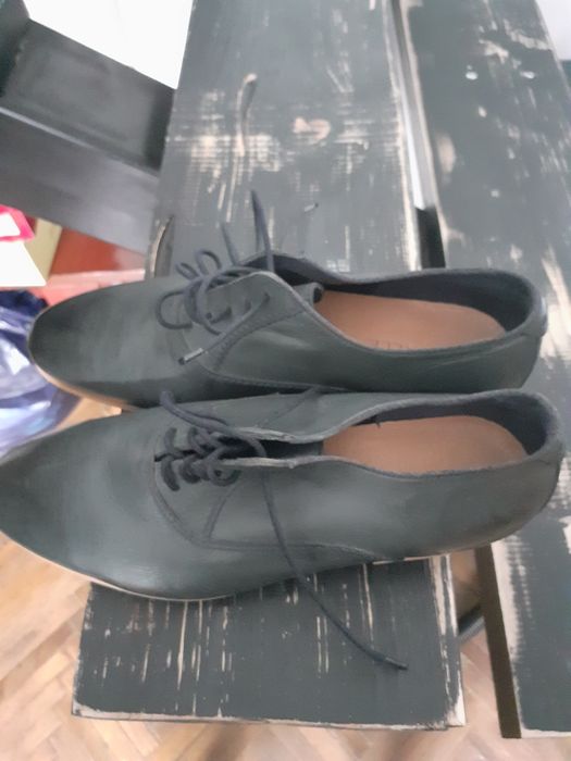 Pantofi bărbătești