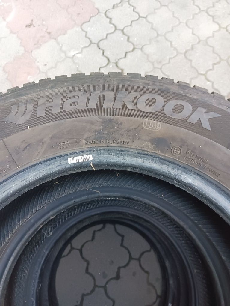 Set anvelope Hankook iarna 215/70/16