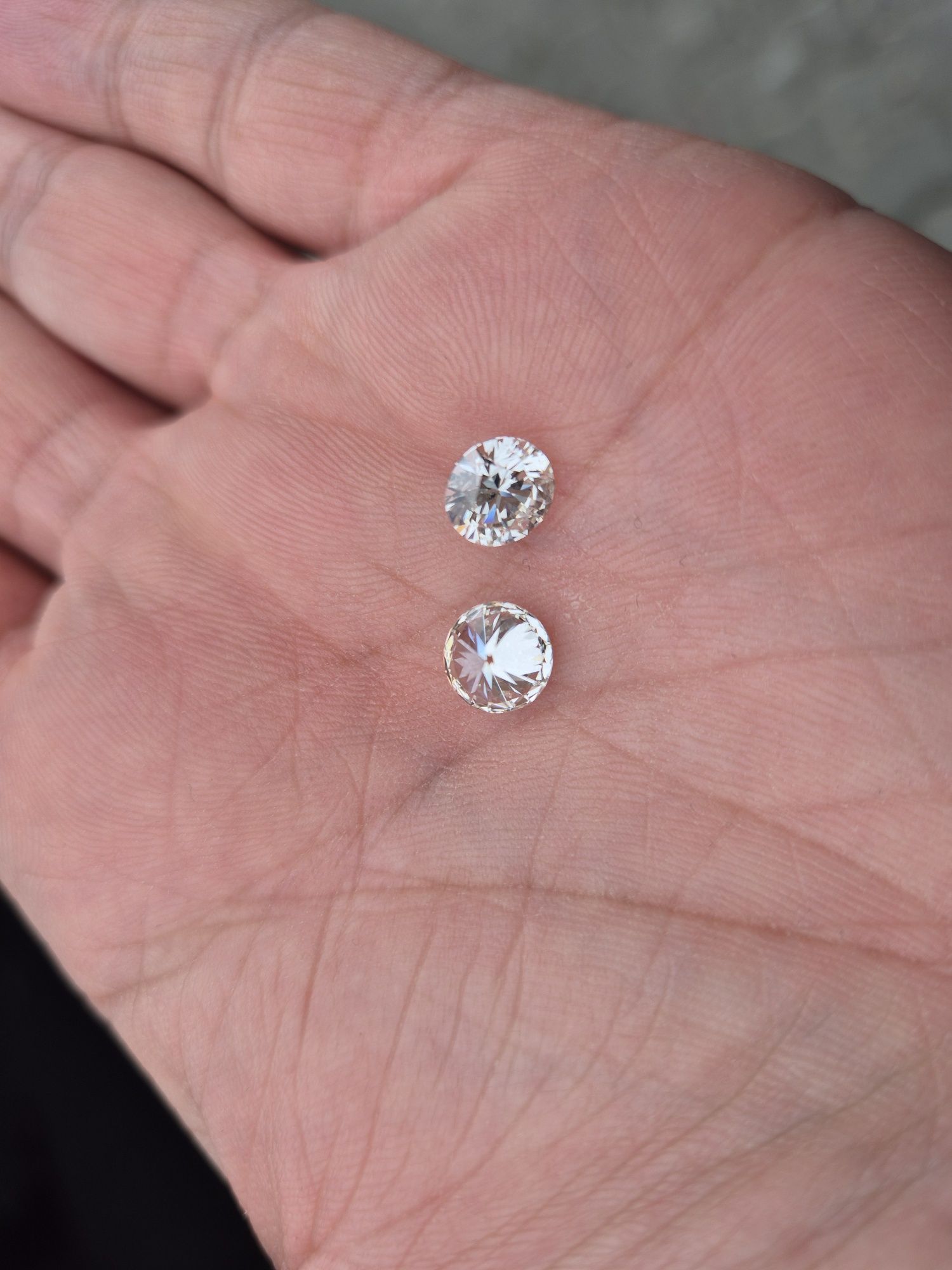 Vand 2 diamante 1.59ct si 1.58ct briliant