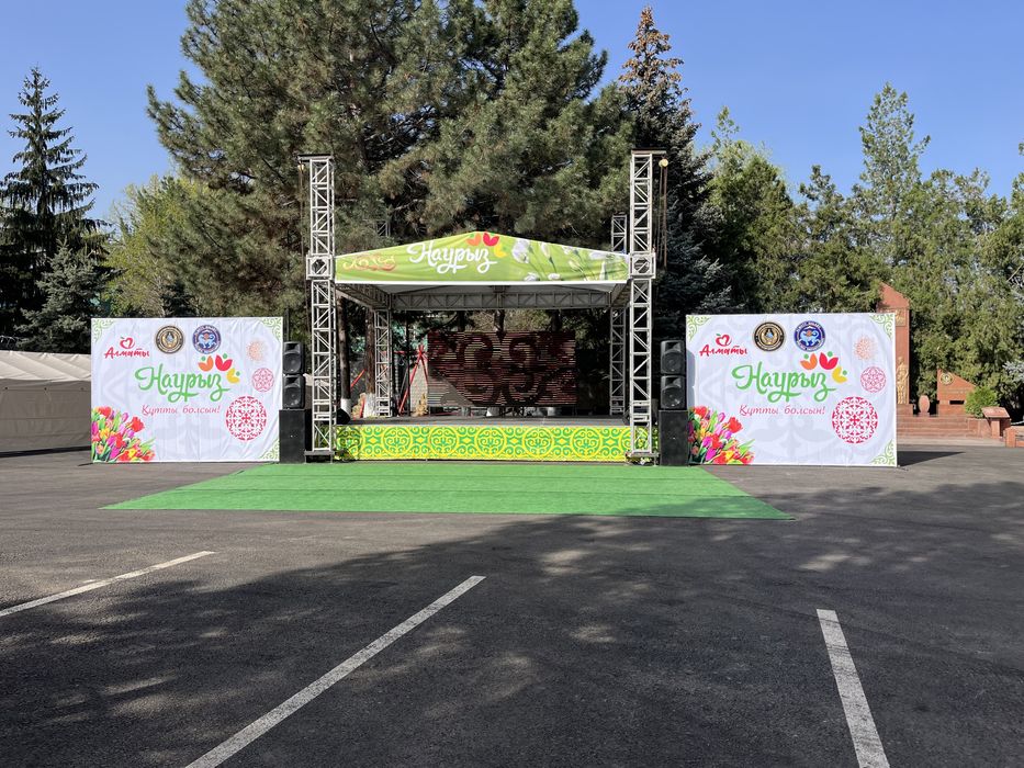 Аренда прокат сцены фермы подиума лэд звук свет