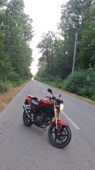 Hyosung 250 categoria A2