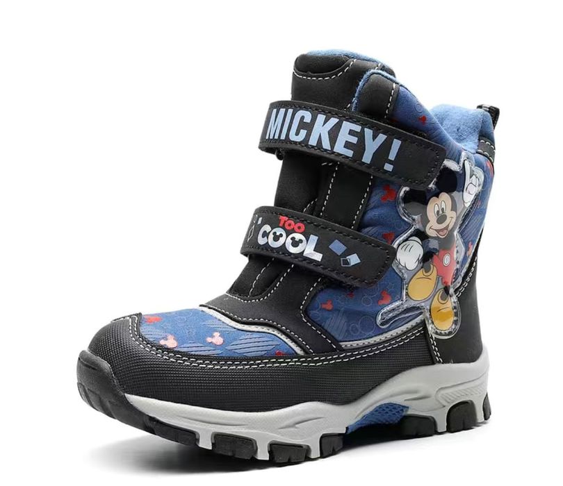 Продам зимнюю обувь для мальчиков