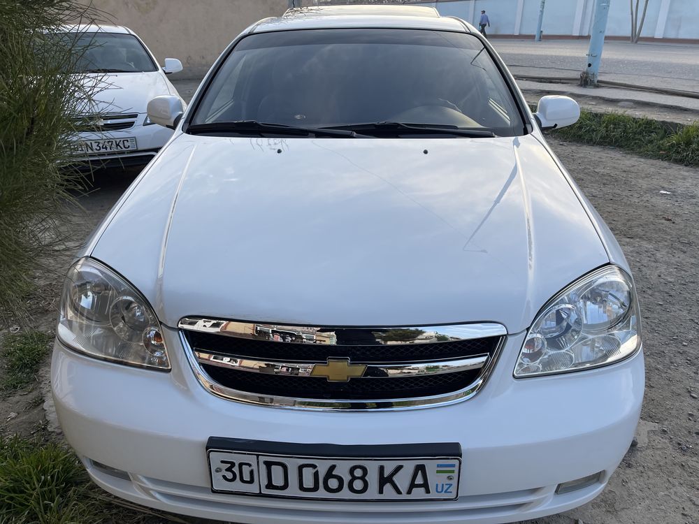 Lacetti 1.6 2013 yil 3 pozitsiya