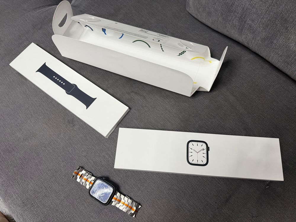 Apple watch 7  full box