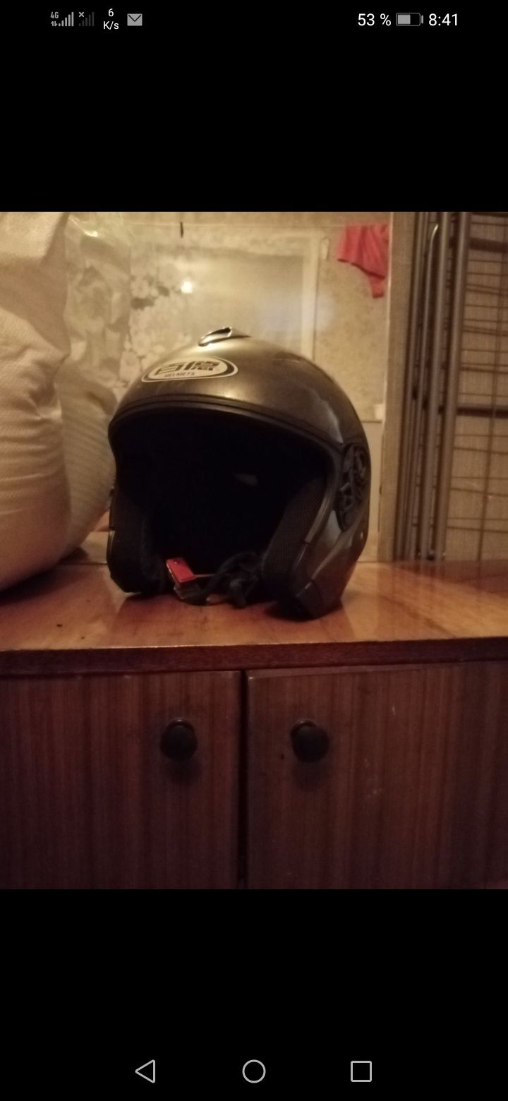 Продам шлем от скутера
