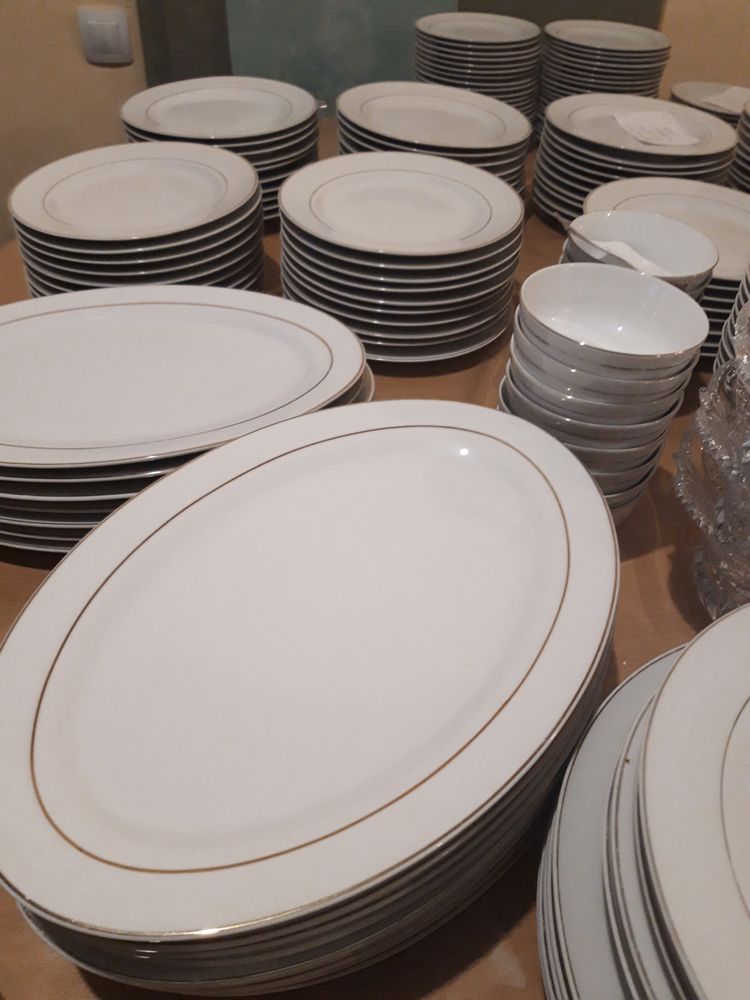 Посуда для ресторанов и бытового использования