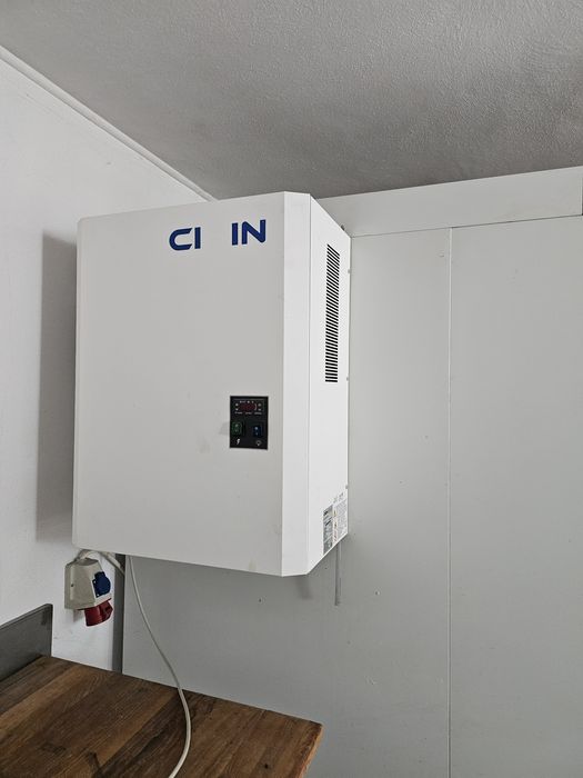 abstitor si o camera de frig -18