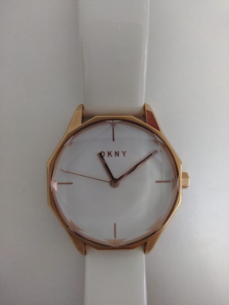 Ceas DKNY Cityspire