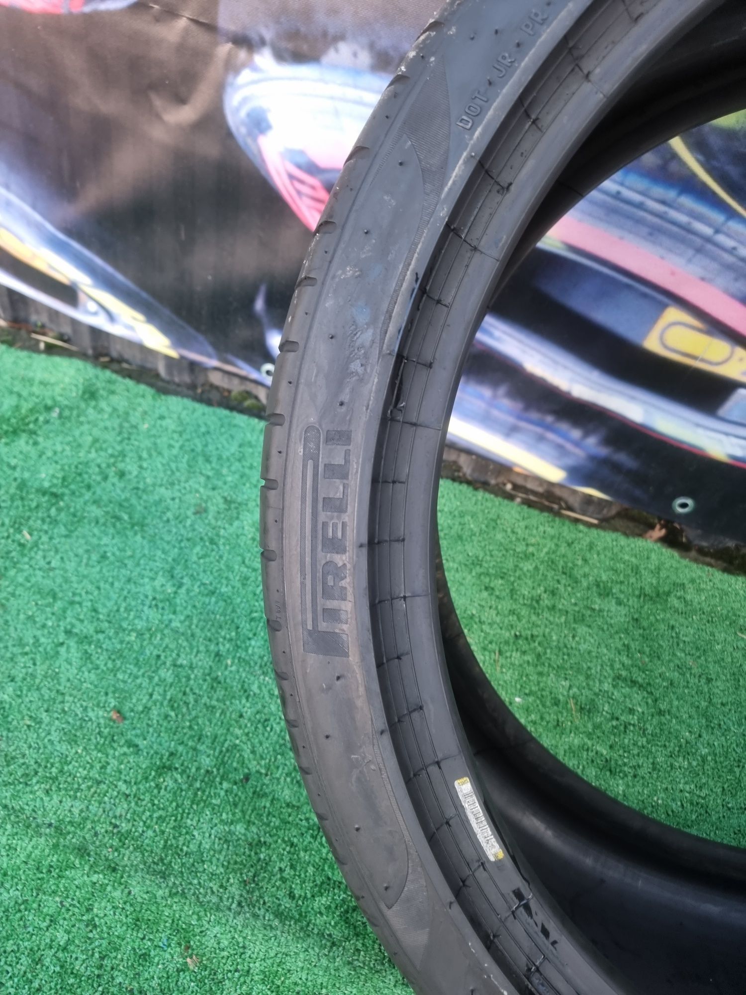 275.35.22 pirelli o buc