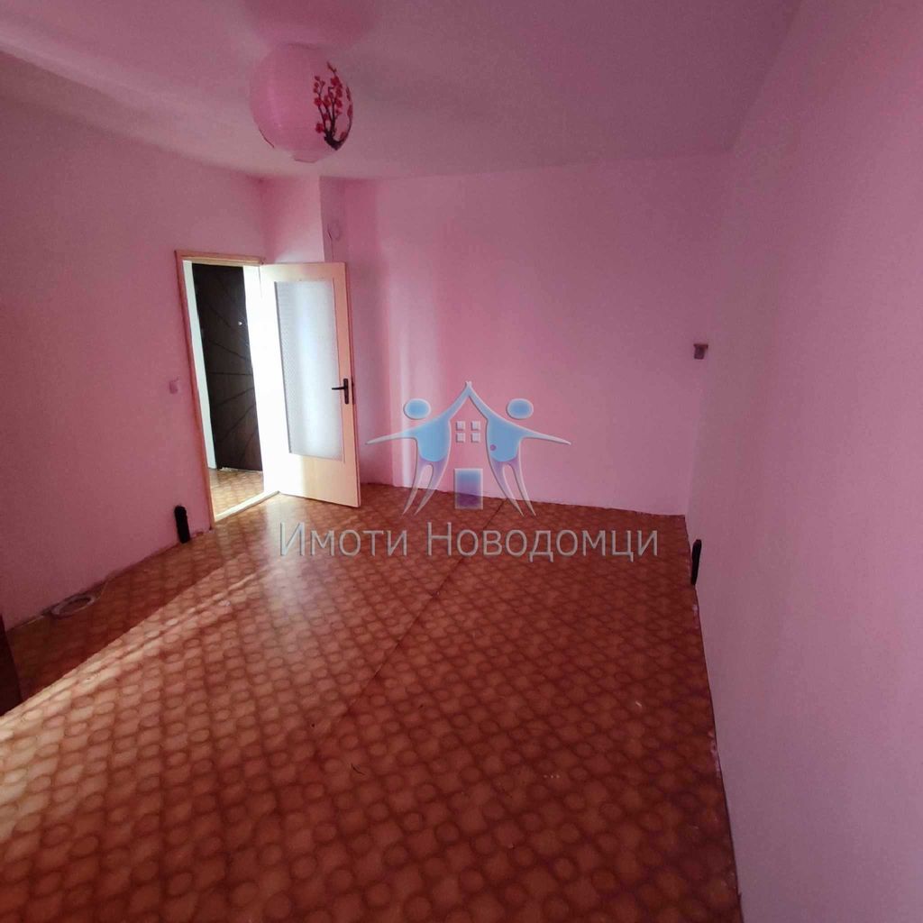 Продава се Едностаен апартамент в Шумен, Пазара - 38 кв.м за 1329 €/кв.м - Снимка #3