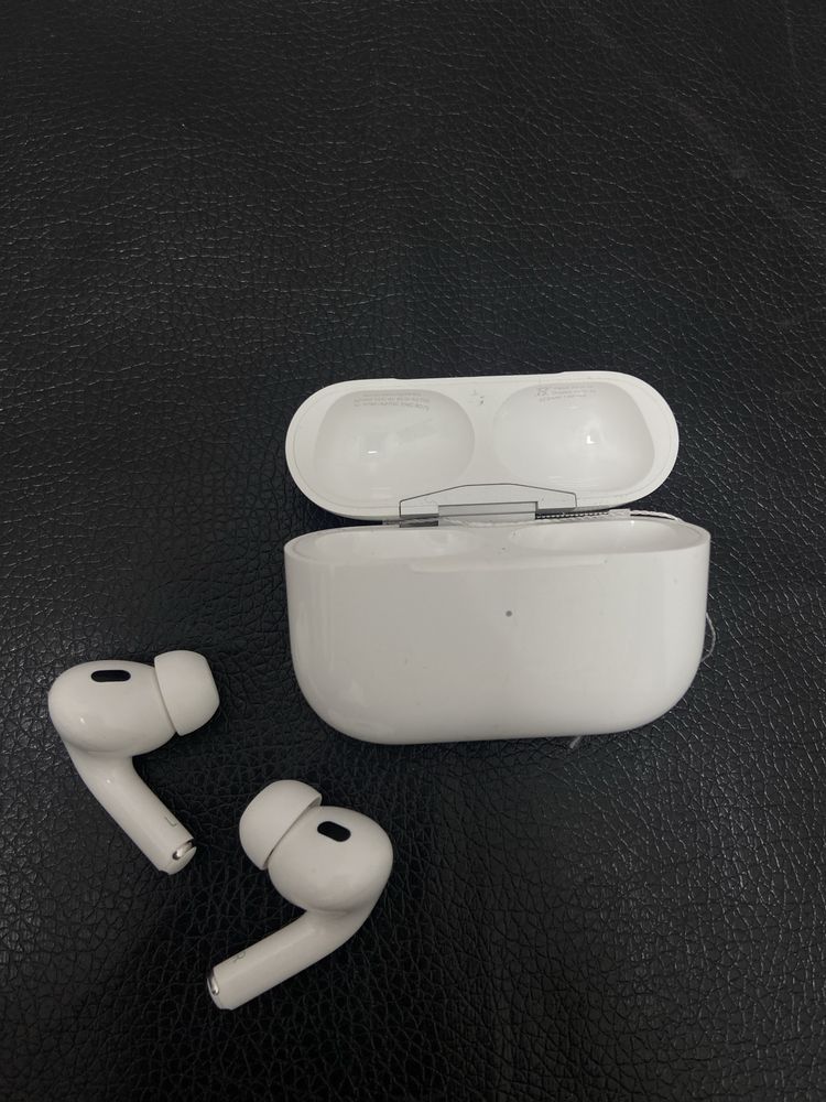 В продаже: Apple Air Pods pro 2