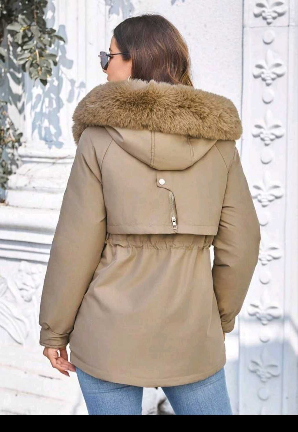 Чисто ниво дамско зимно яке
