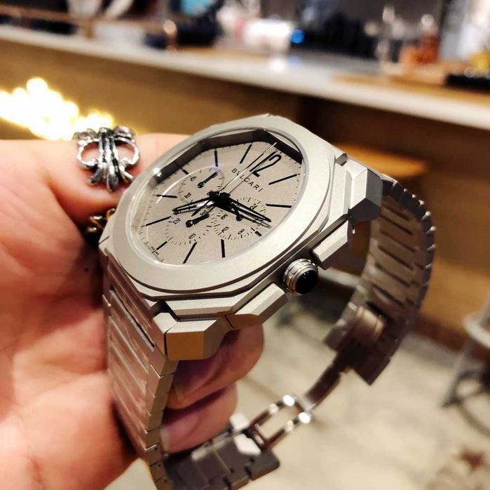 Ceas bărbătesc cu quartz BVLGARI Octo Finissimo Chronograph