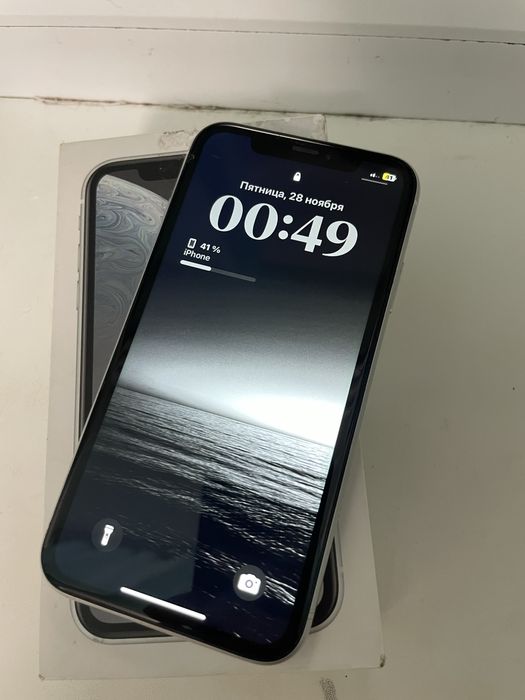 Продам Айфон Хр 64гб