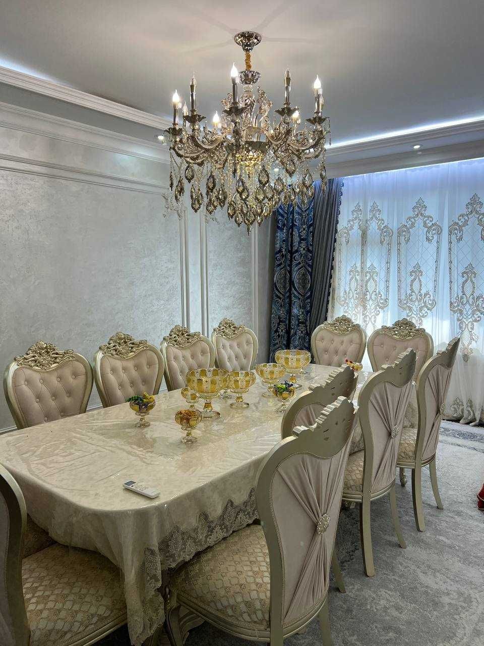 Продаётся 4-ком.своя квартира, метро Шахристан