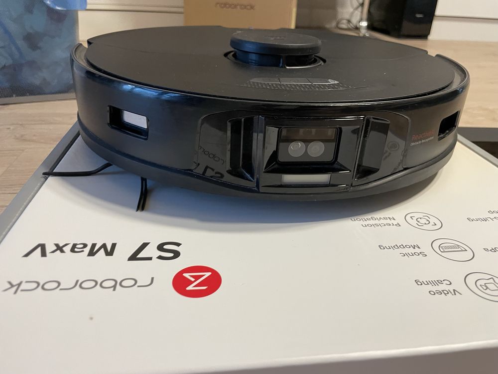 Robot de aspirare Roborock S7 MaxV (camera)
