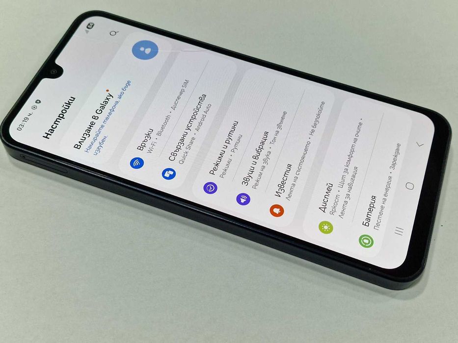 Samsung Galaxy A16 5G 128GB 4GB RAM Dual / пукнат дисплей