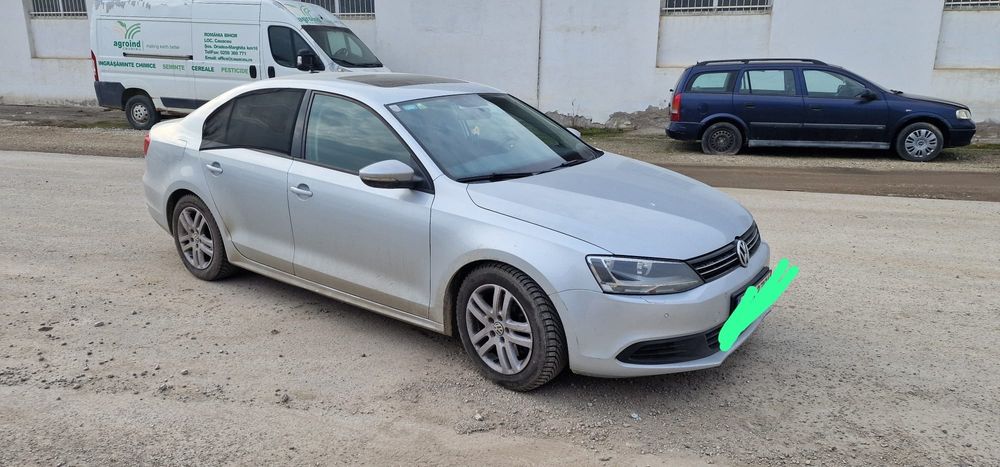 Se vinde vw jetta 2012 1.4 benzina tsi