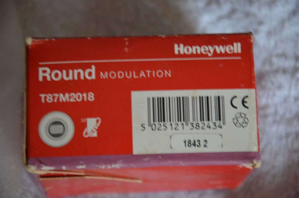 Termostat Honeywell cu fir T87M2018 / Termostat nou centrala termica