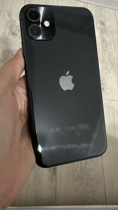 IPhone 11 , память 64 g