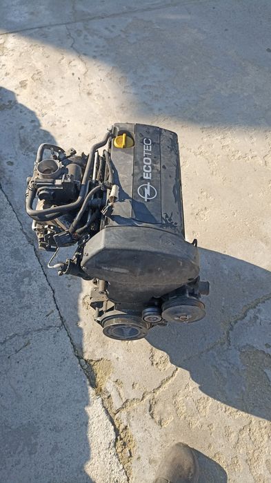 Vând motor Opel ASTRA g 1.6 16 v cod motorxzp