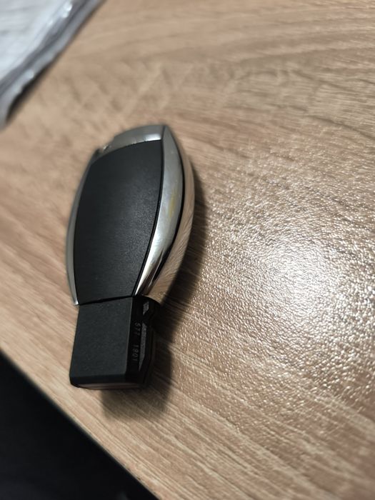 Чисто нов ключ рибка със платка за Мерцедес