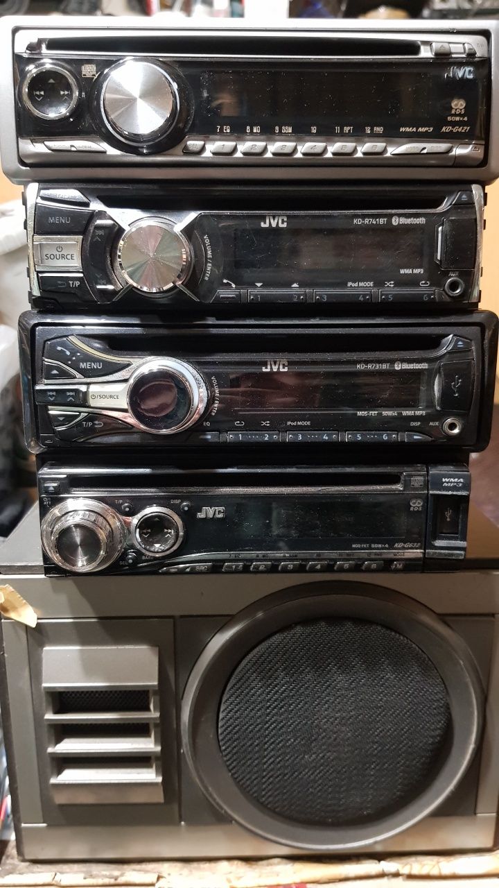 JVC - CD/USB MP3 player