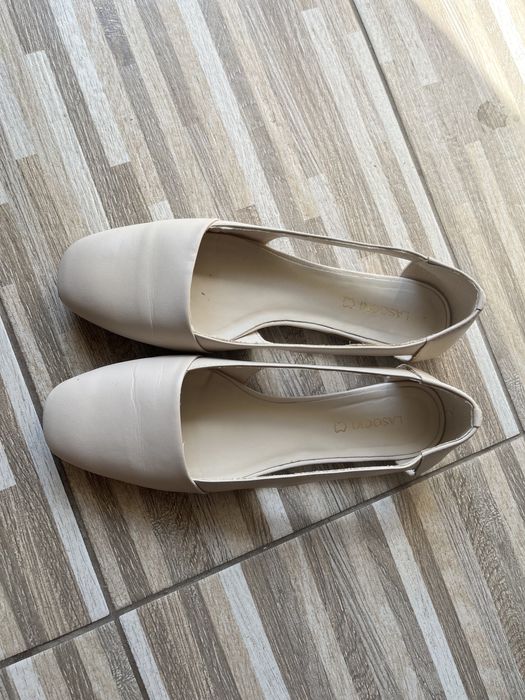 Balerini Bej, marimea 37