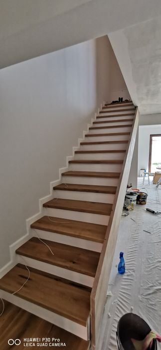 Lucrări interioare.