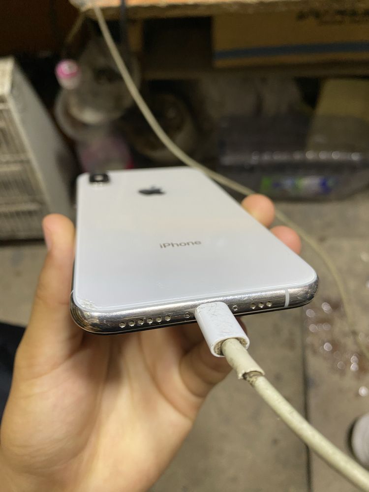 iPhone xs 64 tali