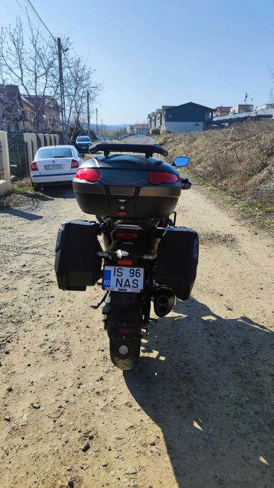 Honda NT 1100, echipata full-touring, optionale de calitate, ca noua
