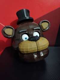 (valabil) Cap Freddy Fazbear 1kg + Lumina in intuneric Rgb