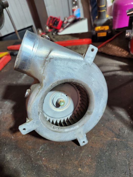 Ventilator de centrală suflantă  sobă  ulei  ars