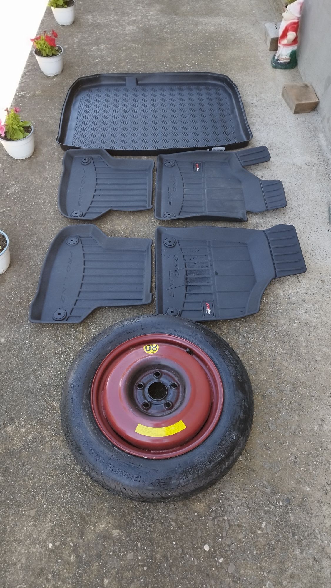 Roată rezervă slim + set covorașe auto VW golf  Audi A3 Audi