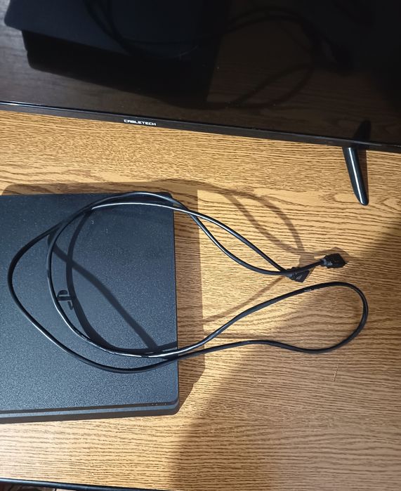 PlayStation 4 slim 500gb