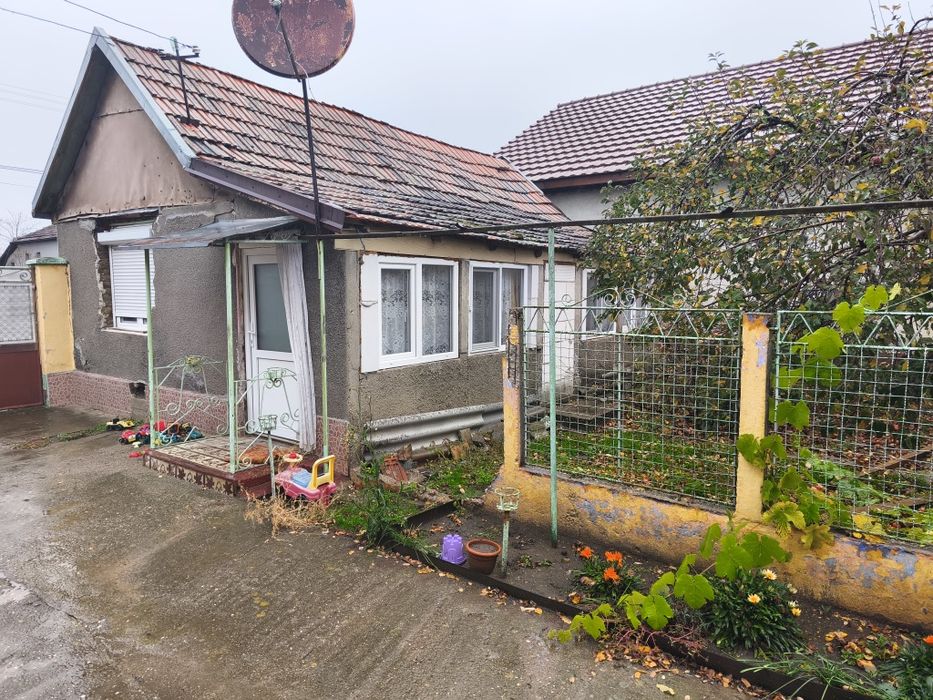 Casa de vanzare in Iratosu