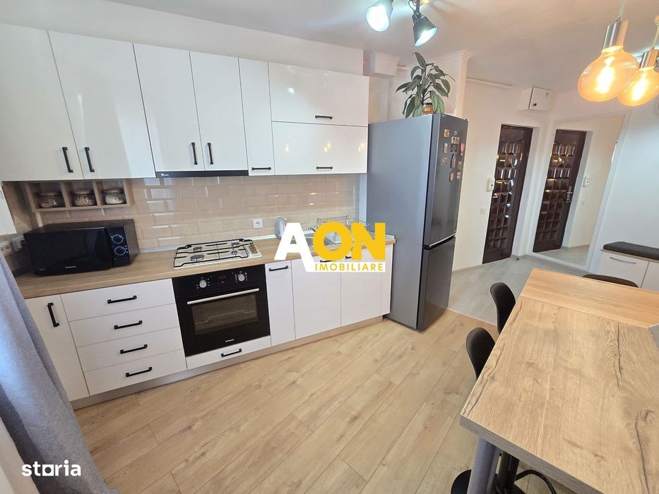 Apartament 2 Camere Decomandat Cetate, Complet Renovat si Mobilat