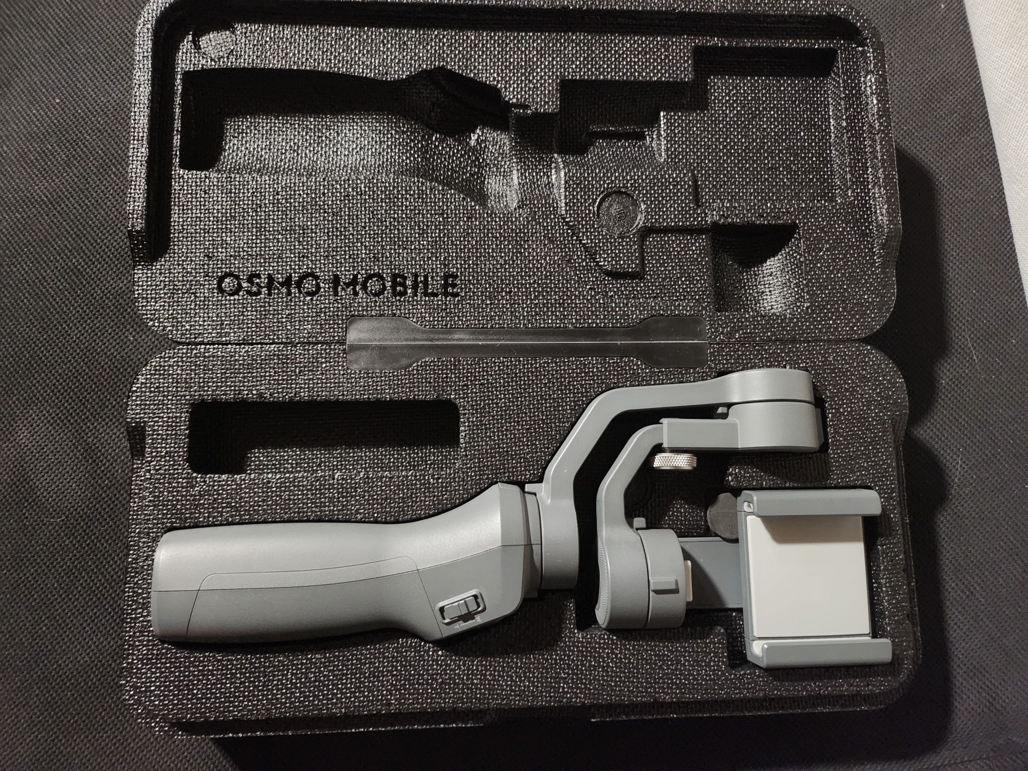 Stabilizator telefon DJI Osmo Mobile 2